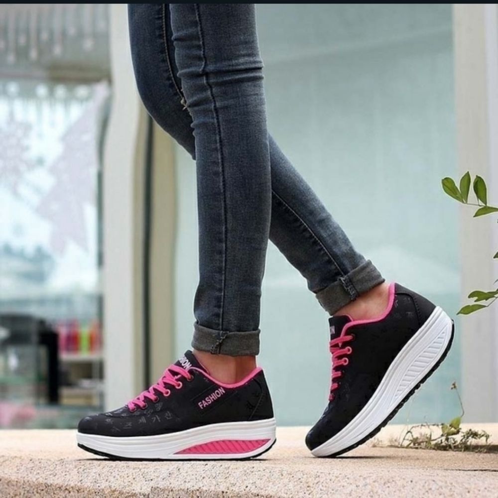 New Women fitness sneakers. Comfortable for walking